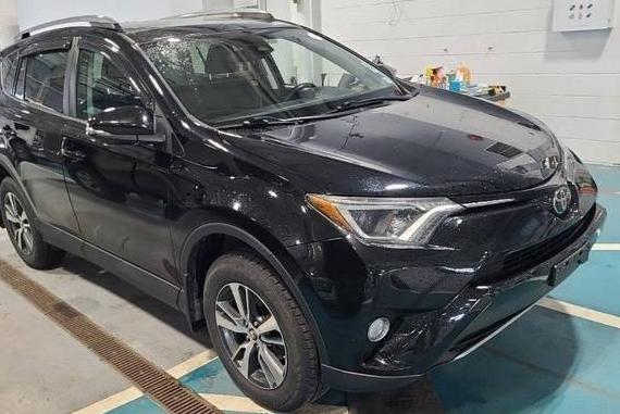 TOYOTA RAV4 2018 2T3RFREV6JW780047 image