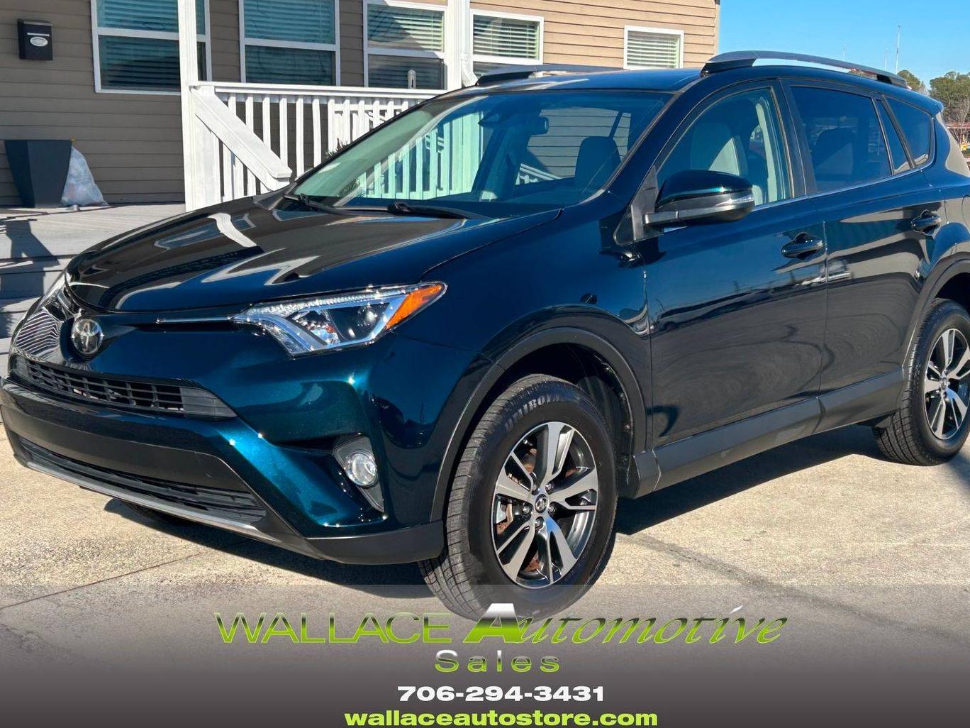 TOYOTA RAV4 2018 JTMWFREV6JJ737717 image