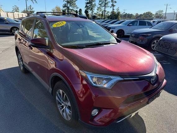 TOYOTA RAV4 2018 JTMRJREV9JD184720 image