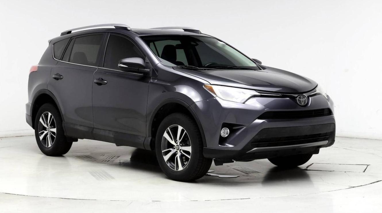 TOYOTA RAV4 2018 2T3WFREV0JW486517 image