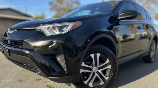 TOYOTA RAV4 2018 2T3ZFREV4JW501517 image