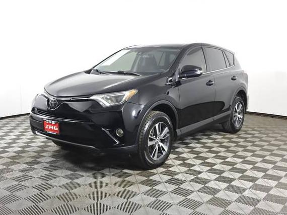TOYOTA RAV4 2018 2T3WFREV6JW475196 image