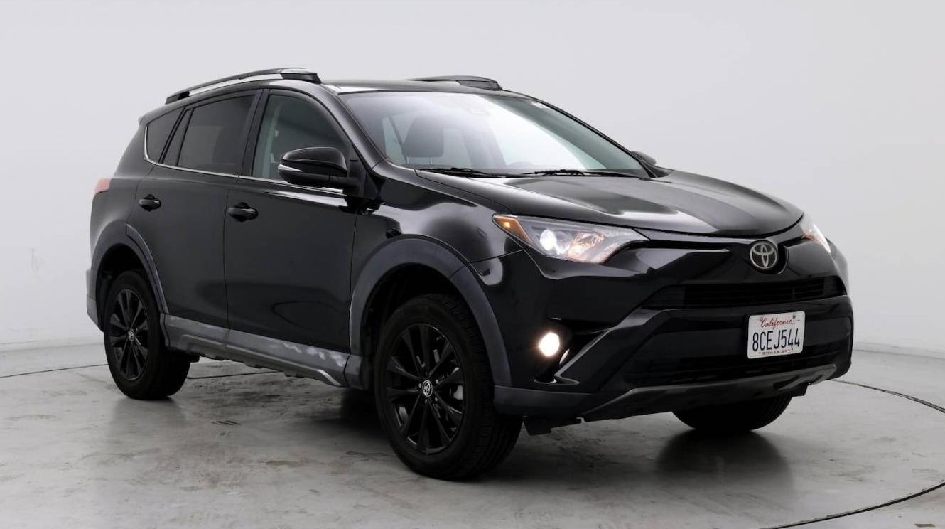 TOYOTA RAV4 2018 2T3WFREV1JW443188 image