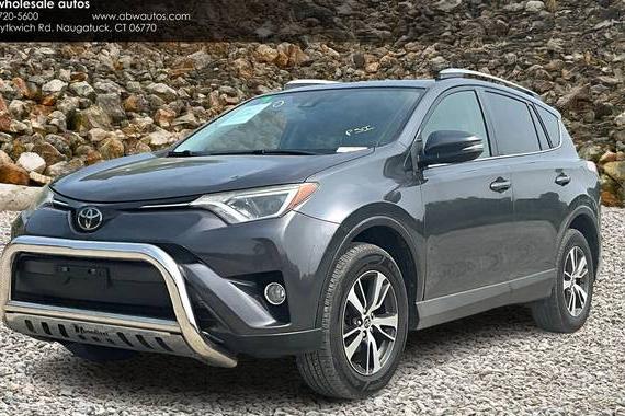 TOYOTA RAV4 2018 JTMRFREV9JJ722660 image