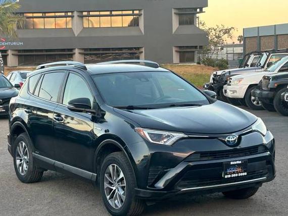 TOYOTA RAV4 2018 JTMRJREV7JD255008 image