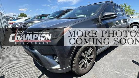 TOYOTA RAV4 2018 JTMRFREV9JD247641 image