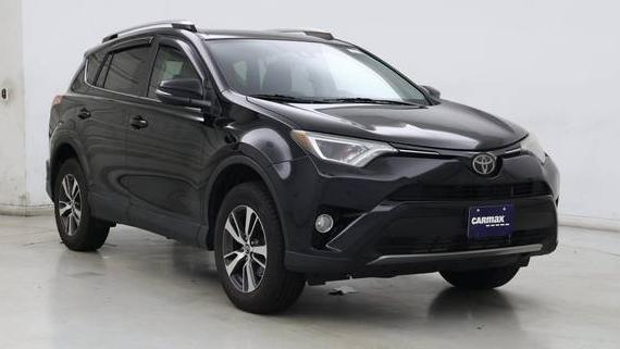 TOYOTA RAV4 2018 2T3RFREV2JW757865 image