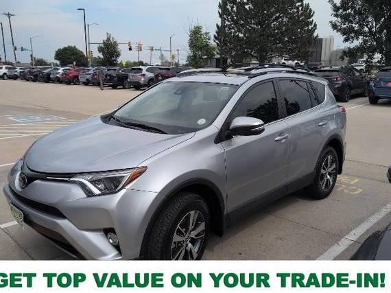 TOYOTA RAV4 2018 2T3RFREV4JW718064 image