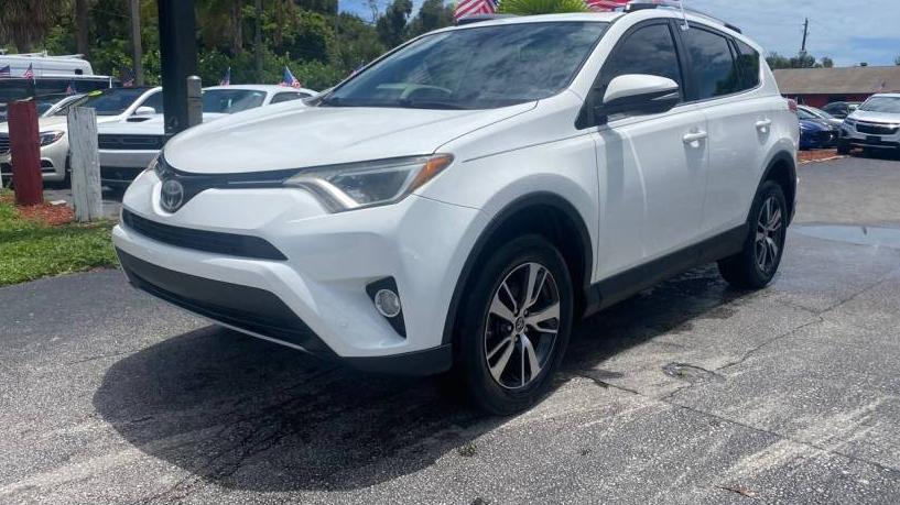 TOYOTA RAV4 2018 JTMWFREV4JD126485 image