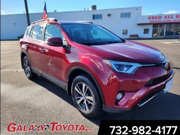 TOYOTA RAV4 2018 2T3RFREV8JW805305 image