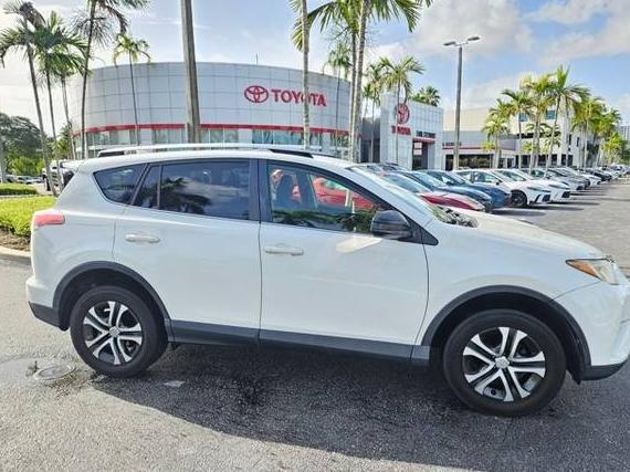 TOYOTA RAV4 2018 JTMZFREV2JJ732463 image