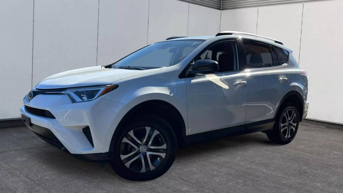 TOYOTA RAV4 2018 JTMZFREVXJJ750645 image