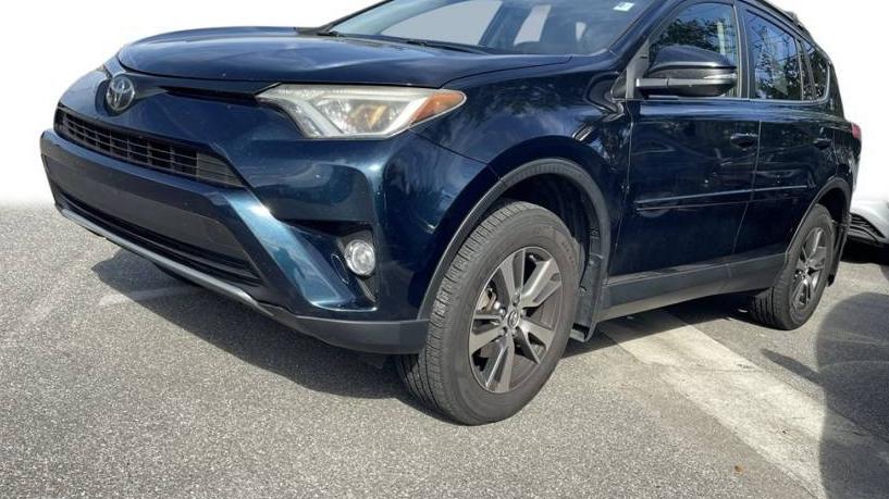 TOYOTA RAV4 2018 JTMRFREV2JD251675 image