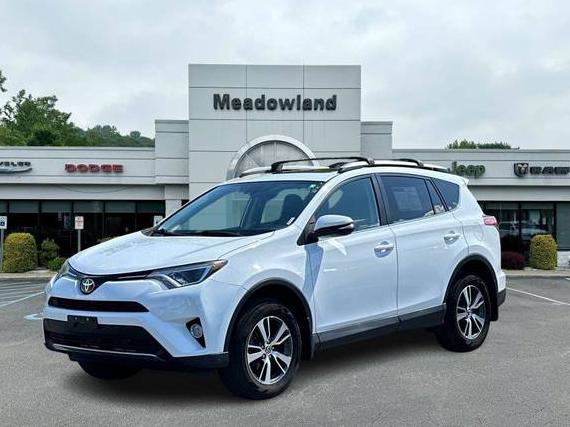TOYOTA RAV4 2018 2T3RFREV3JW780426 image