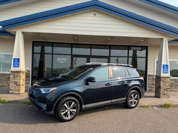 TOYOTA RAV4 2018 2T3RFREV3JW790440 image