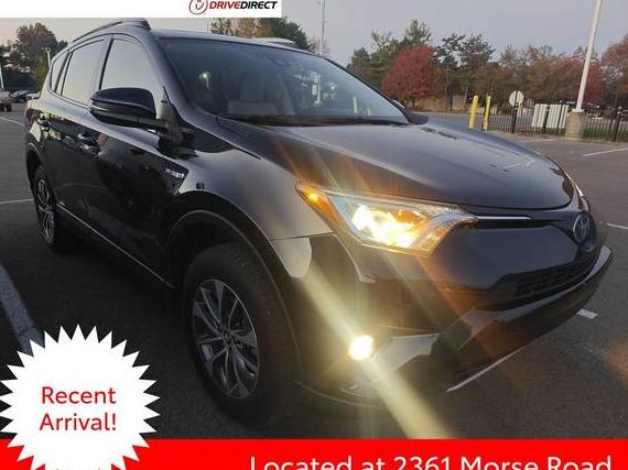TOYOTA RAV4 2018 JTMRJREVXJD157039 image