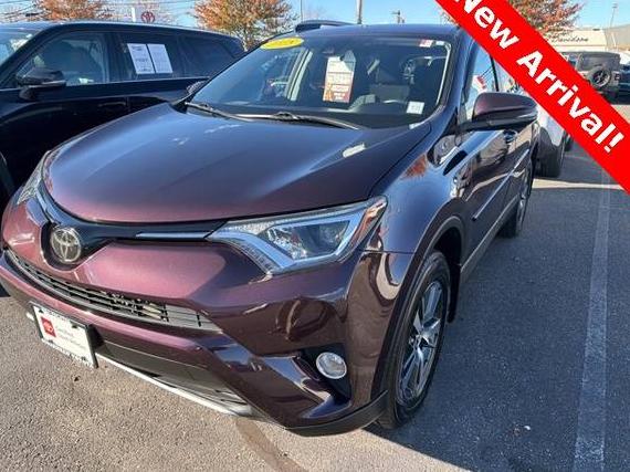 TOYOTA RAV4 2018 2T3RFREV2JW788243 image