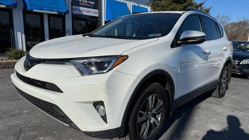 TOYOTA RAV4 2018 JTMRFREV8JJ253707 image