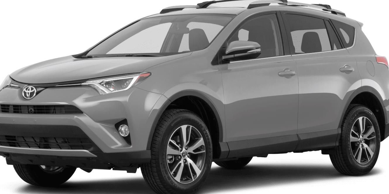 TOYOTA RAV4 2018 2T3RFREV2JW733632 image