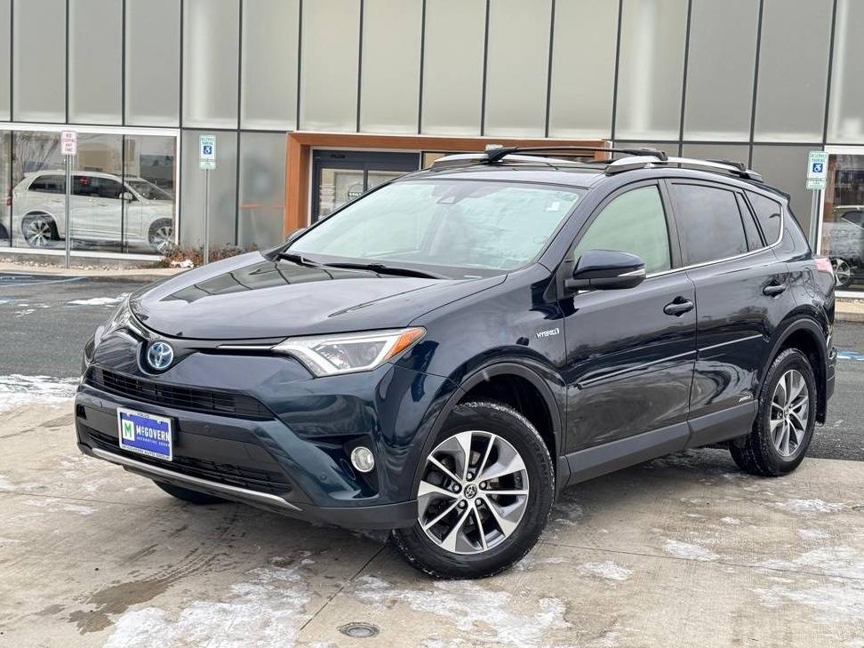 TOYOTA RAV4 2018 JTMRJREV4JD159496 image