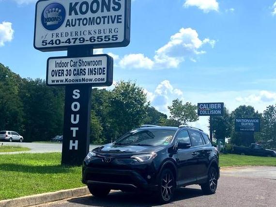 TOYOTA RAV4 2018 2T3JFREV5JW757856 image