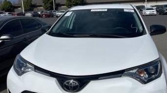 TOYOTA RAV4 2018 2T3ZFREV2JW442015 image