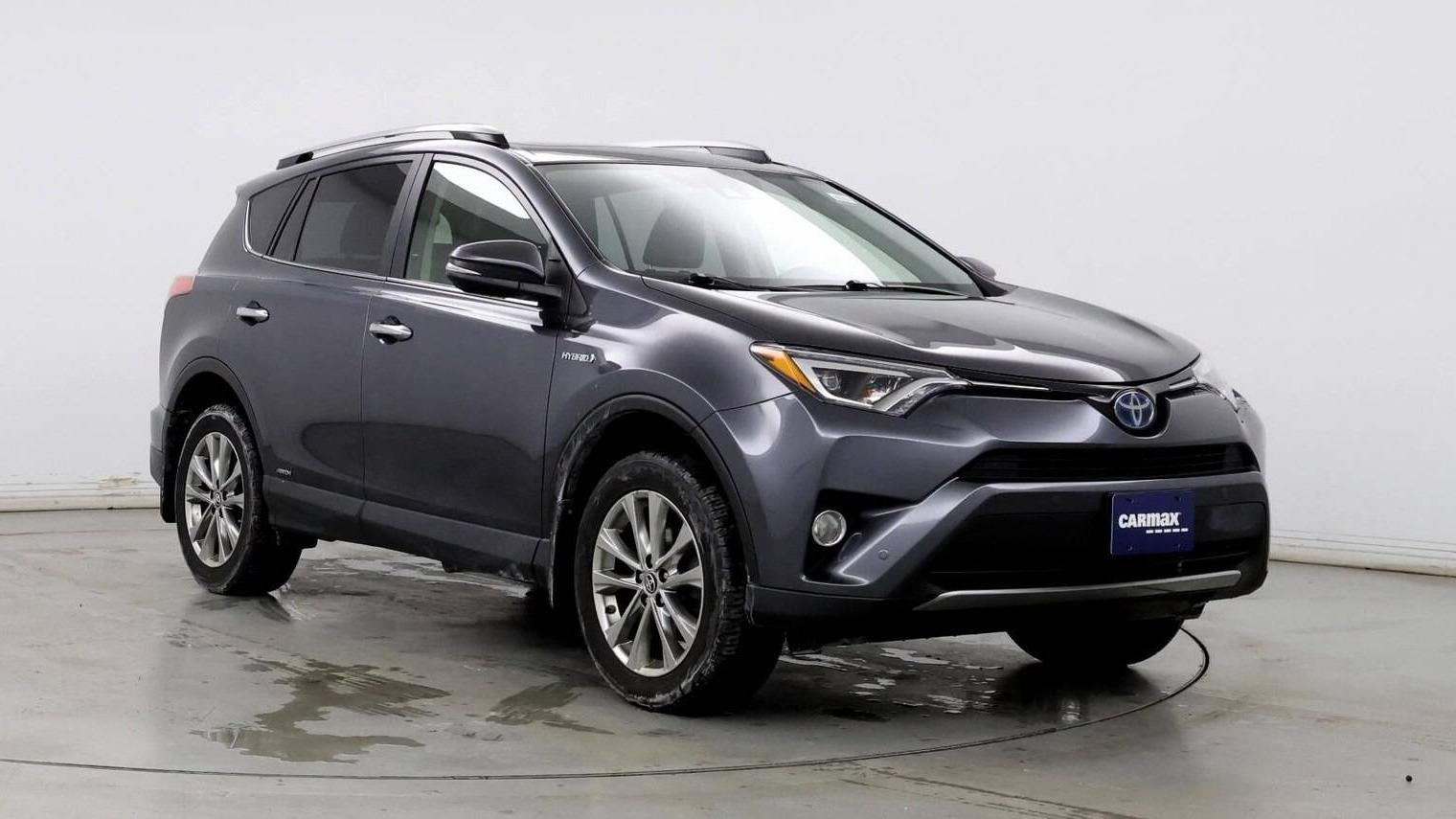 TOYOTA RAV4 2018 JTMDJREV4JD185655 image