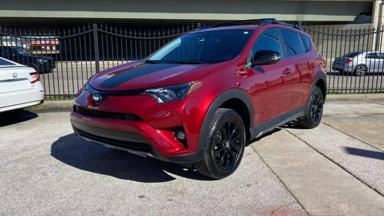 TOYOTA RAV4 2018 2T3RFREV2JW820172 image