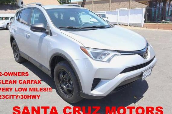 TOYOTA RAV4 2018 2T3ZFREV2JW495250 image