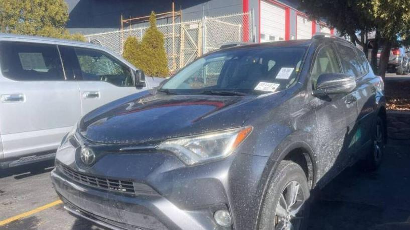 TOYOTA RAV4 2018 JTMWFREV0JD117136 image