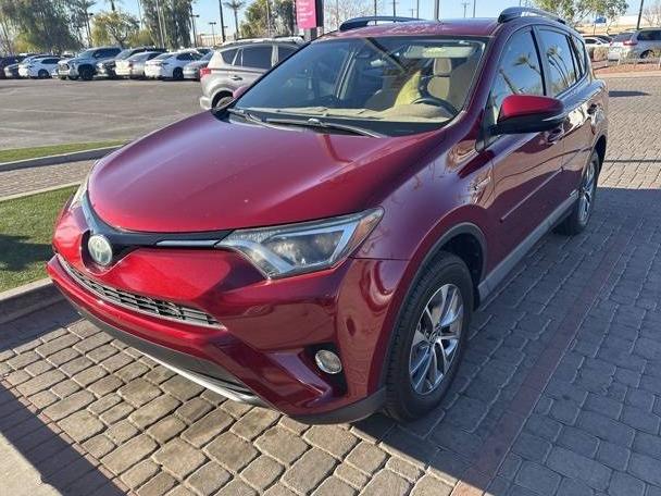 TOYOTA RAV4 2018 JTMRJREV8JD186085 image