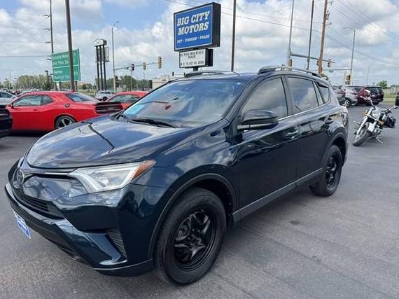TOYOTA RAV4 2018 2T3BFREV0JW757669 image