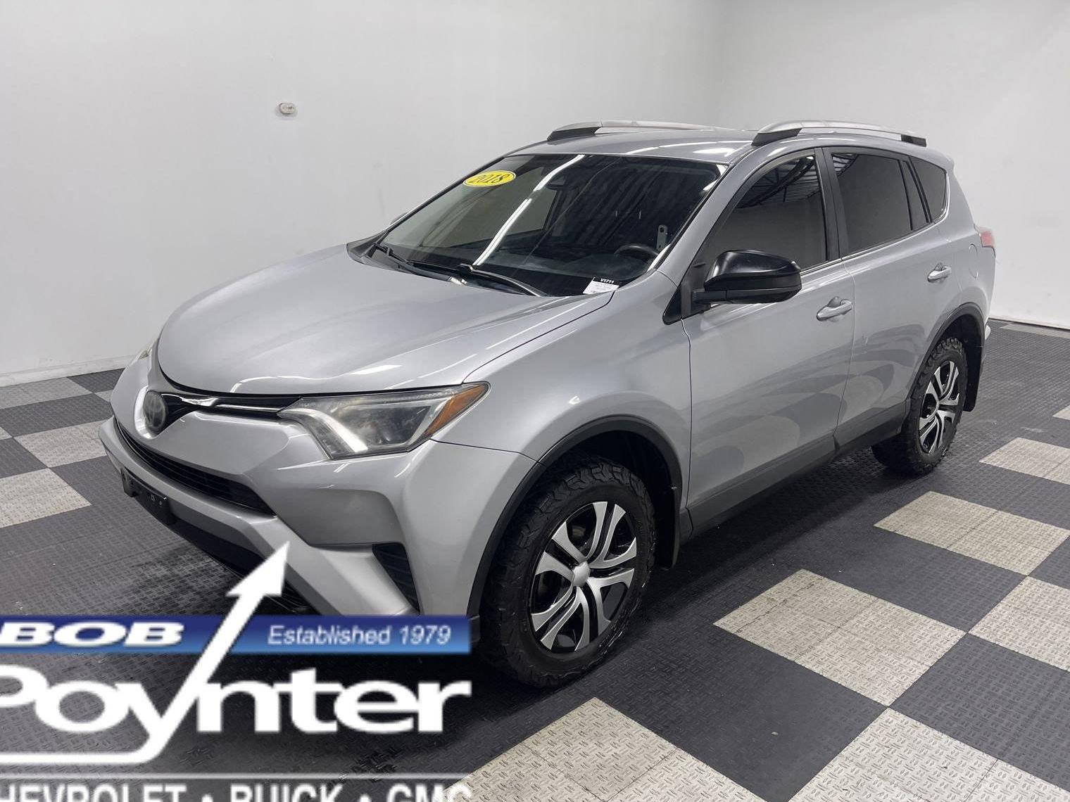 TOYOTA RAV4 2018 JTMZFREV8JJ212705 image