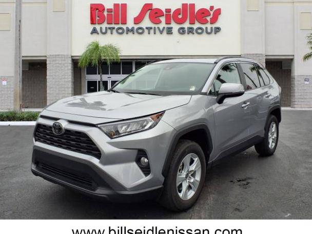 TOYOTA RAV4 2021 2T3W1RFV8MC139956 image