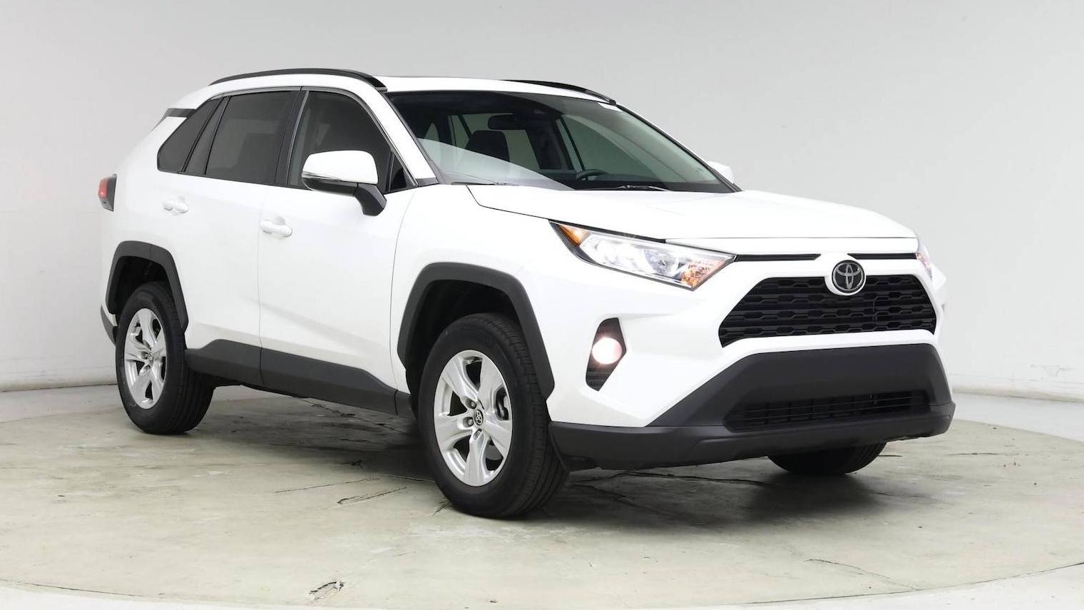 TOYOTA RAV4 2021 2T3W1RFV5MC169786 image