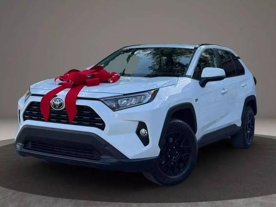 TOYOTA RAV4 2021 2T3W1RFV1MC165847 image