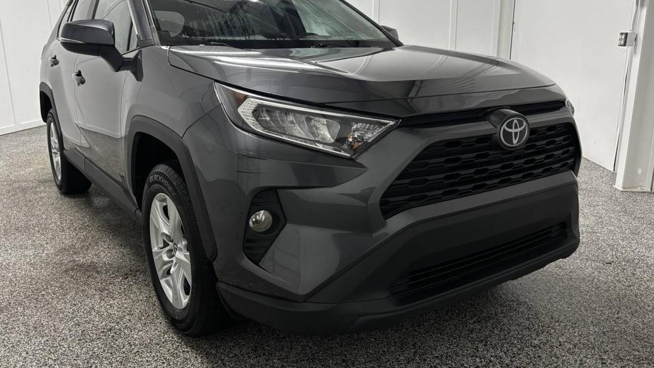 TOYOTA RAV4 2021 2T3W1RFV5MC138229 image