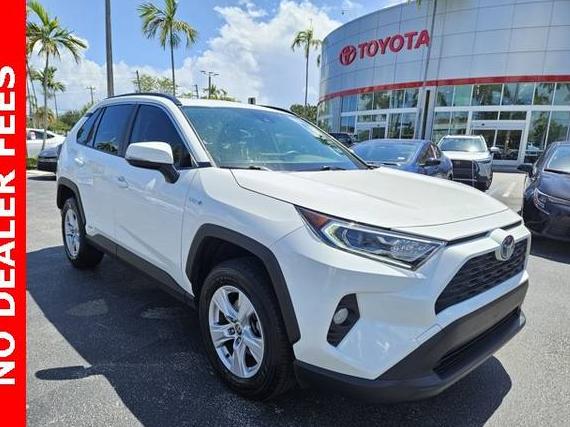 TOYOTA RAV4 2021 JTMRWRFVXMD133070 image