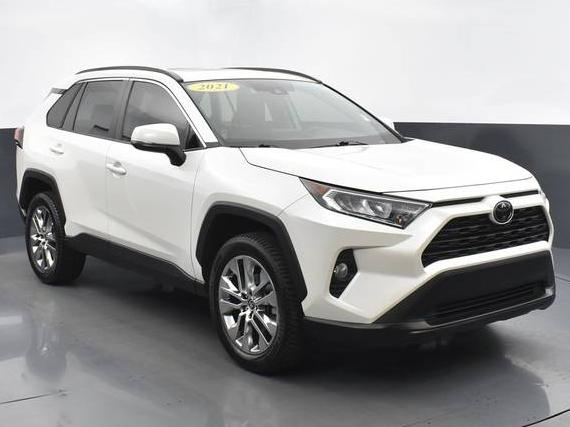 TOYOTA RAV4 2021 2T3C1RFV9MW134895 image