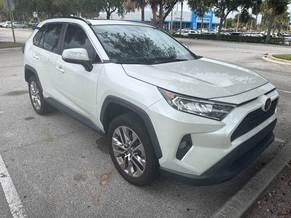 TOYOTA RAV4 2021 2T3C1RFV2MW151621 image TOYOTA RAV4 2021 2T3C1RFV2MW151621 image