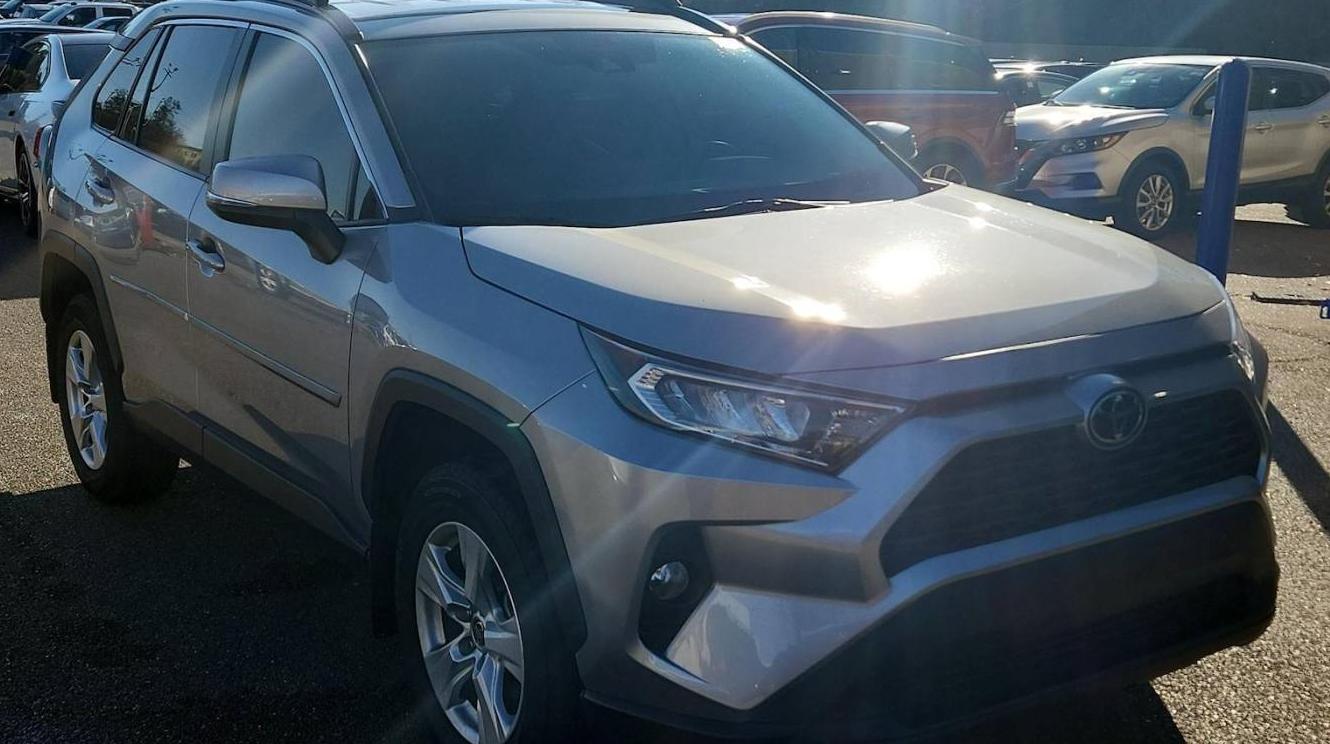 TOYOTA RAV4 2021 2T3W1RFV8MC149175 image