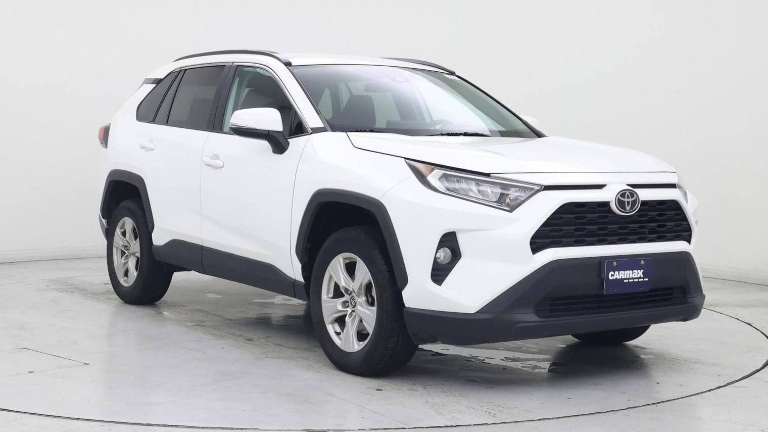 TOYOTA RAV4 2021 2T3W1RFV6MW138643 image