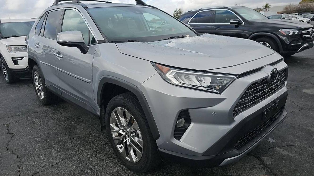 TOYOTA RAV4 2021 2T3Y1RFV1MC152525 image