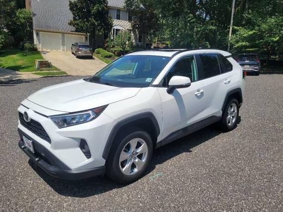 TOYOTA RAV4 2021 2T3P1RFV9MC224311 image