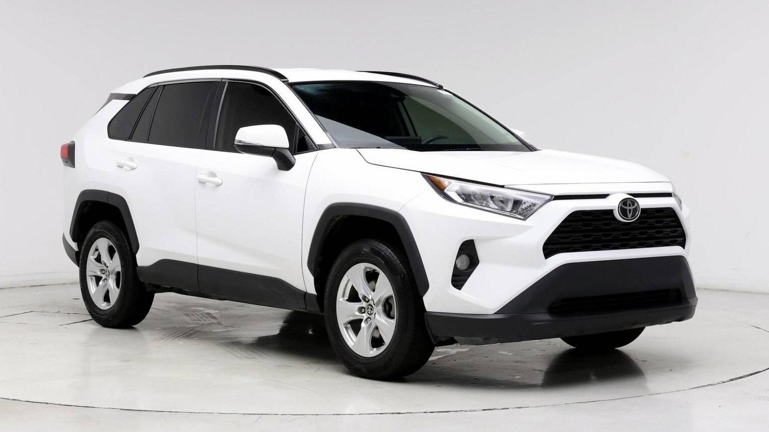 TOYOTA RAV4 2021 2T3W1RFV0MC123881 image