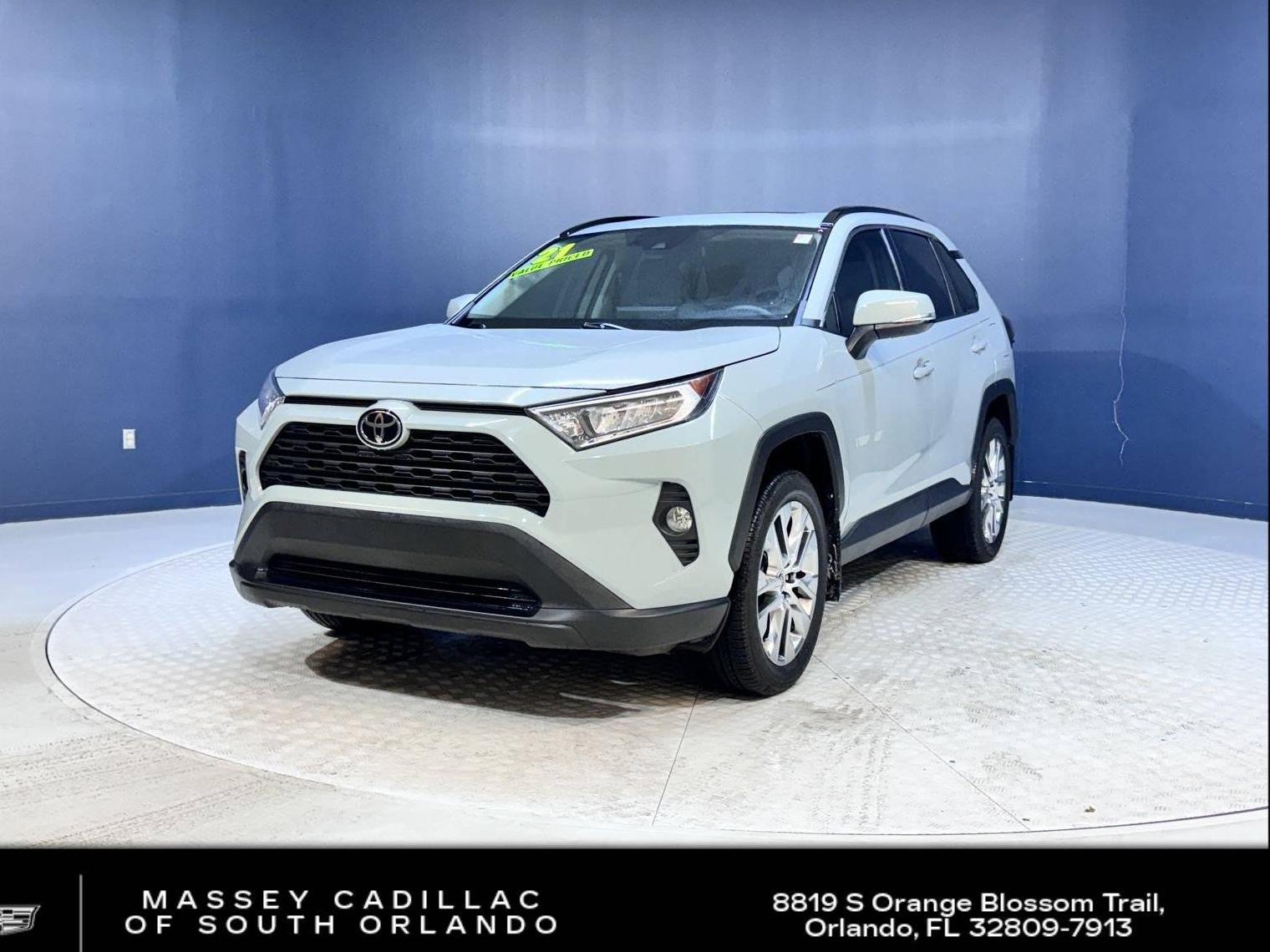 TOYOTA RAV4 2021 2T3C1RFV8MW143331 image