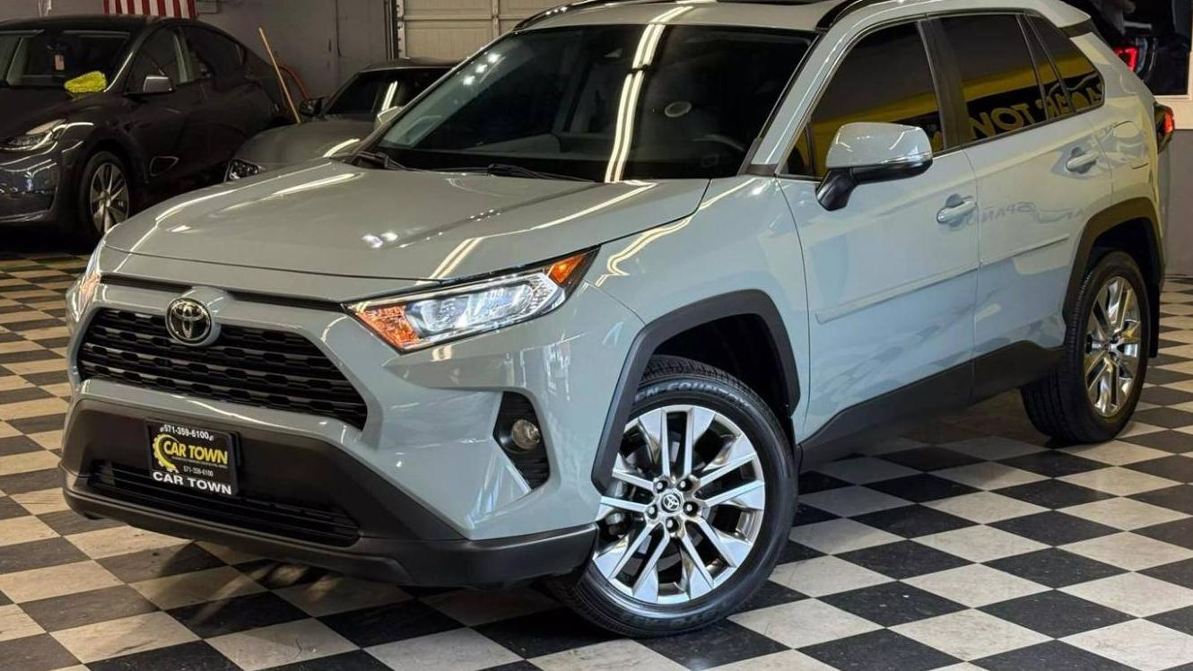 TOYOTA RAV4 2021 2T3A1RFV2MW177045 image