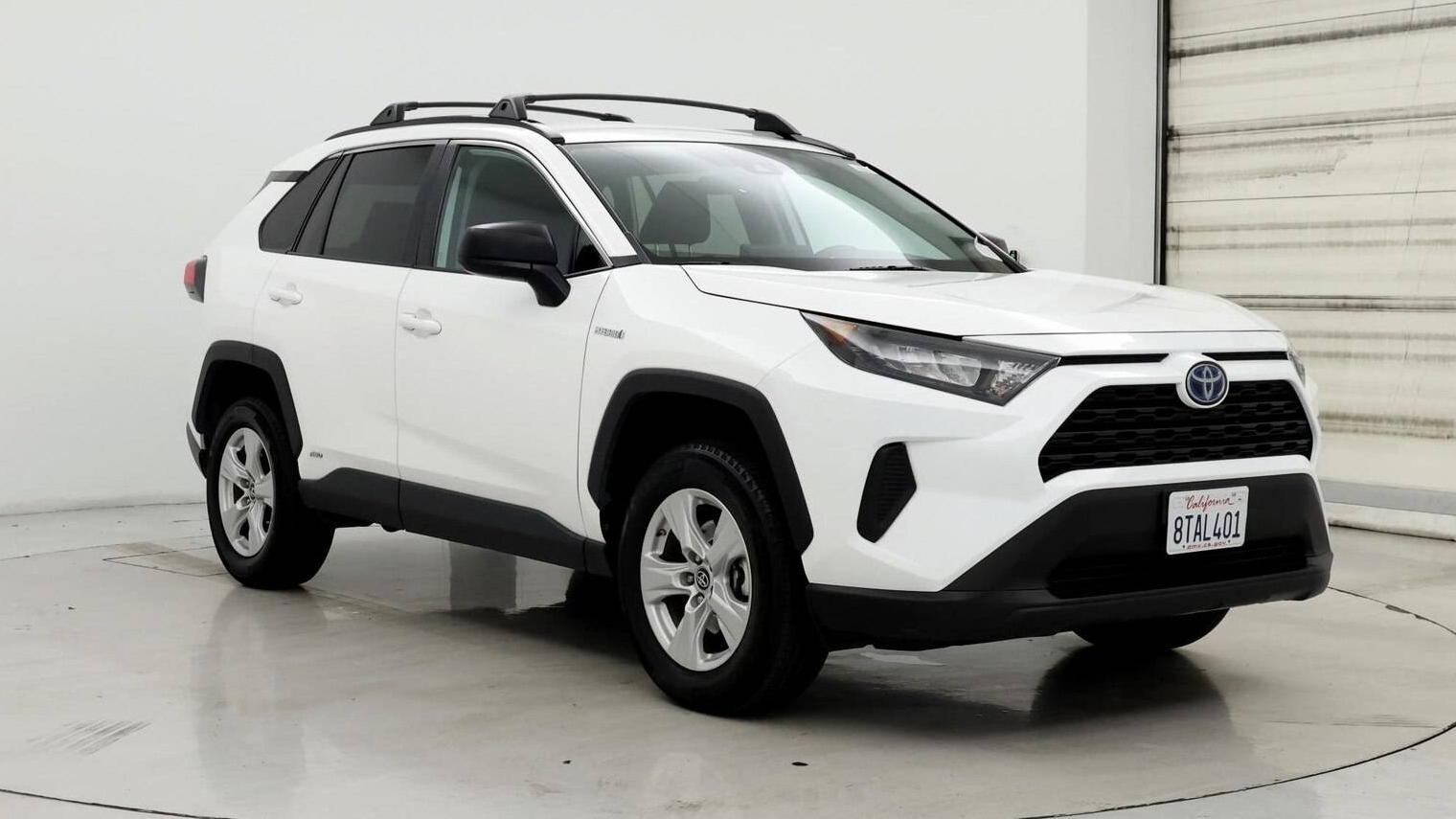 TOYOTA RAV4 2021 2T3L6RFV0MW003940 image