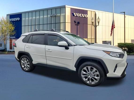 TOYOTA RAV4 2021 2T3A1RFV5MW145402 image