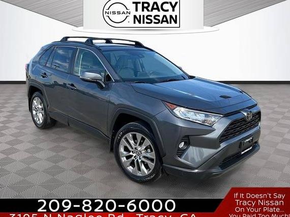 TOYOTA RAV4 2021 JTMC1RFV4MD066096 image